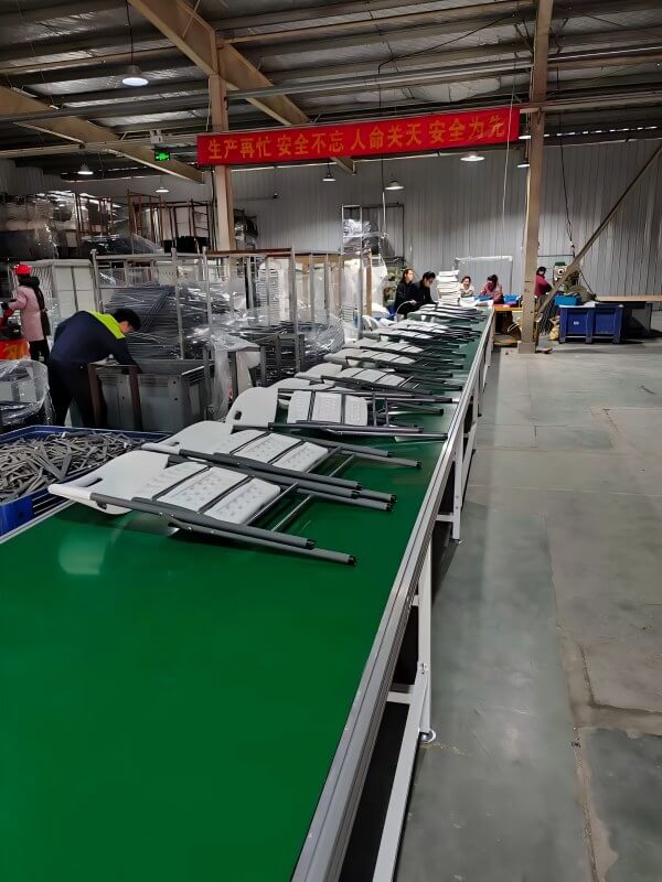 wholesale white Blow Mold Folding Chair for events