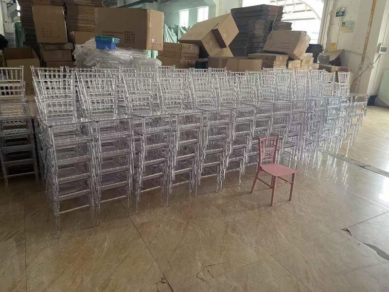 wholesale transparent Resin Chiavari Chair for sale