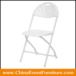 white folding chairs