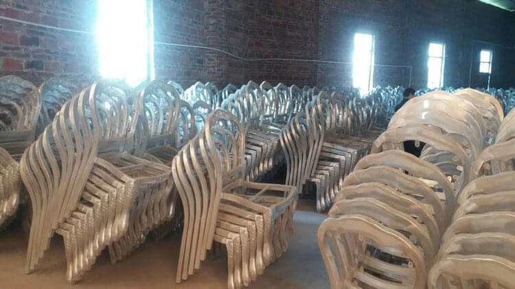 aluminum-chairs