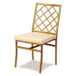 wholesale gold chiavari chair with ivory cushion for events