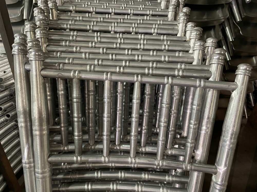 wholesale stacked Aluminum Chiavari Chairs for outdoor weddings