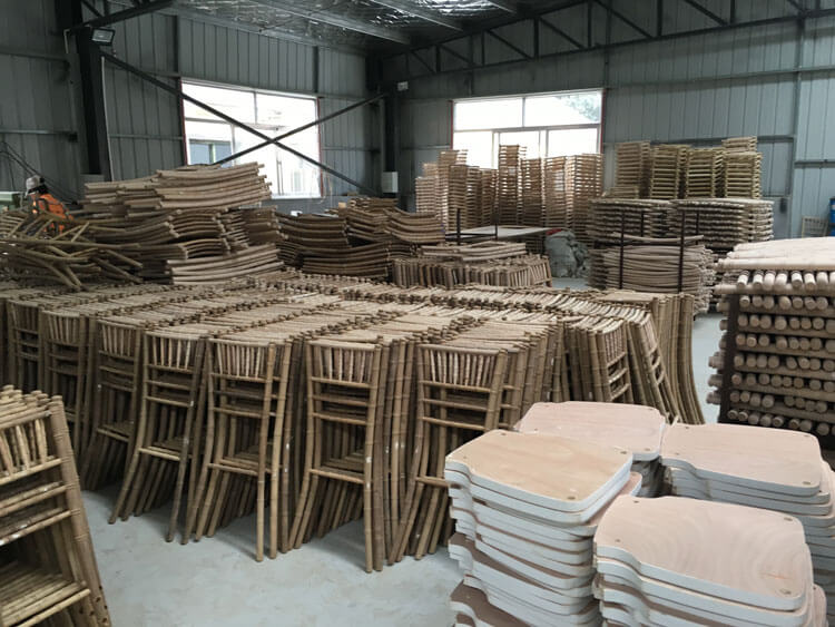 Natural Chiavari Chairs manufacturer in China