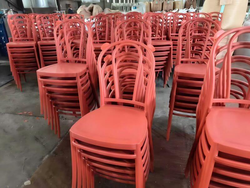 wholesale stackable Plastic Bentwood Chairs for restaurants