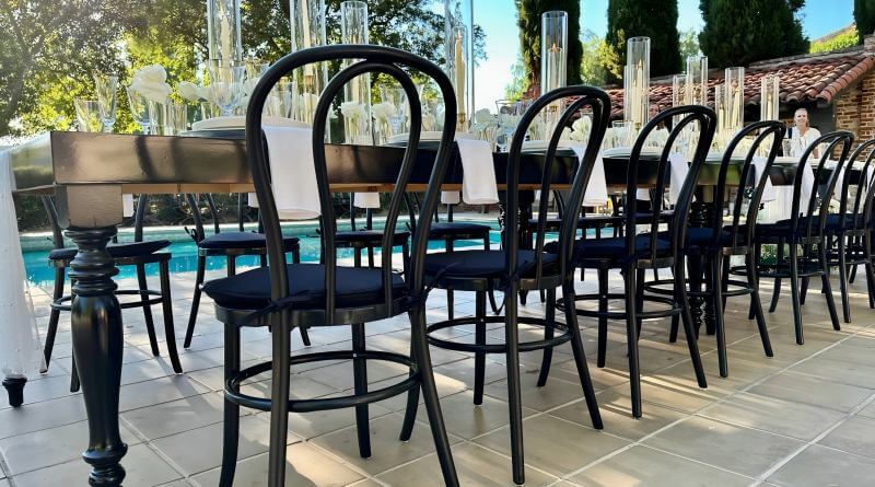 wholesale black bentwood chairs with farmer tables for weddings