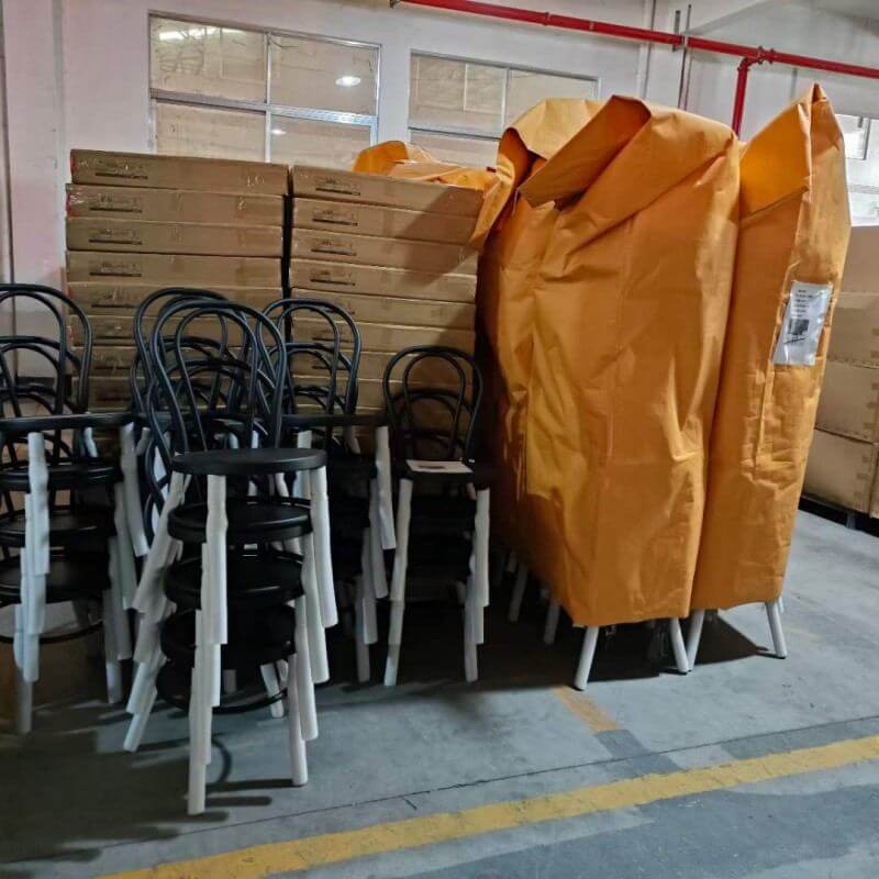 wholesale black stackable bentwood chairs for dining rooms