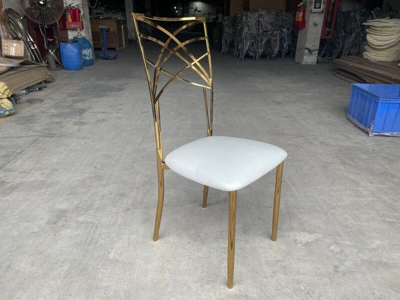 wholesale white and gold chameleon chairs for weddings