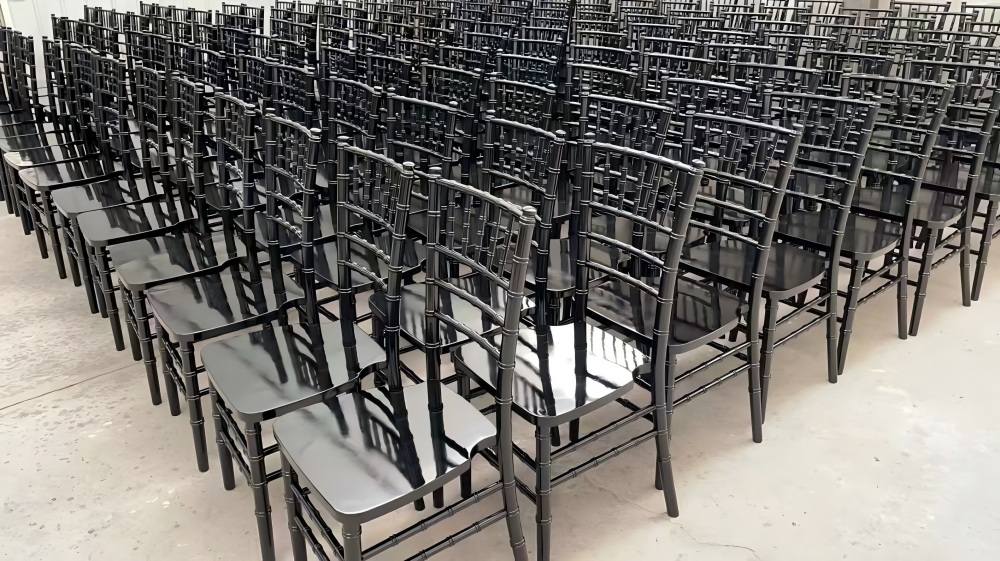 wholesale wood black chiavari chairs for events