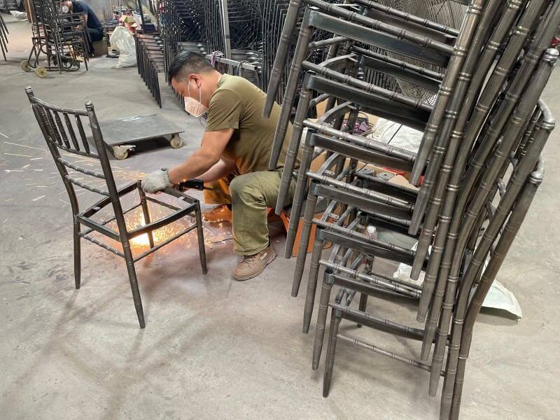 Commercial quality Steel Chiavari Chairs manufacturer in China