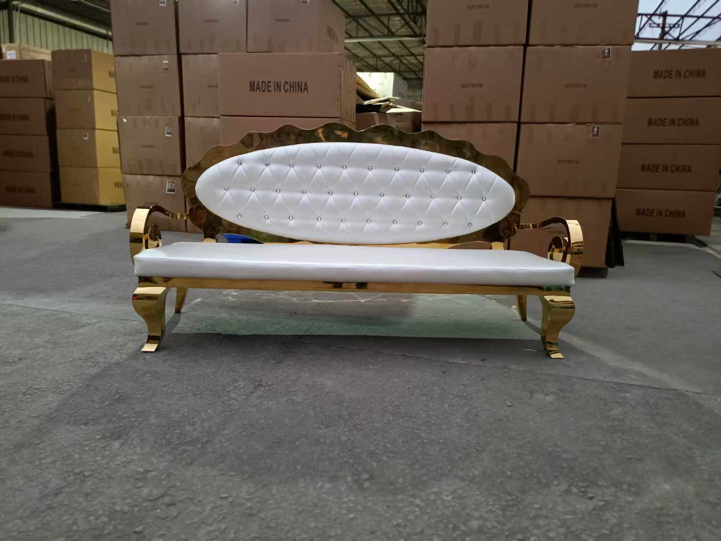 wholesale stainless steel White And Gold Sofa for weddings