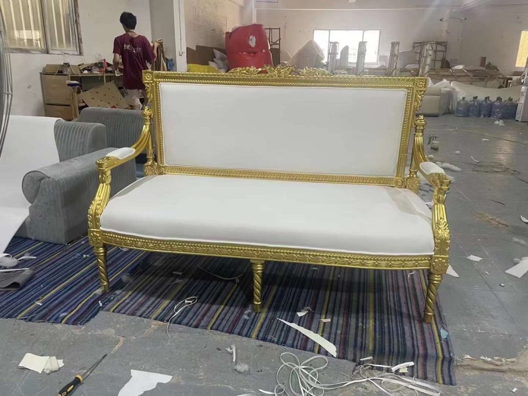 wholesale luxury white and gold Wedding Stage Sofa for king and queen
