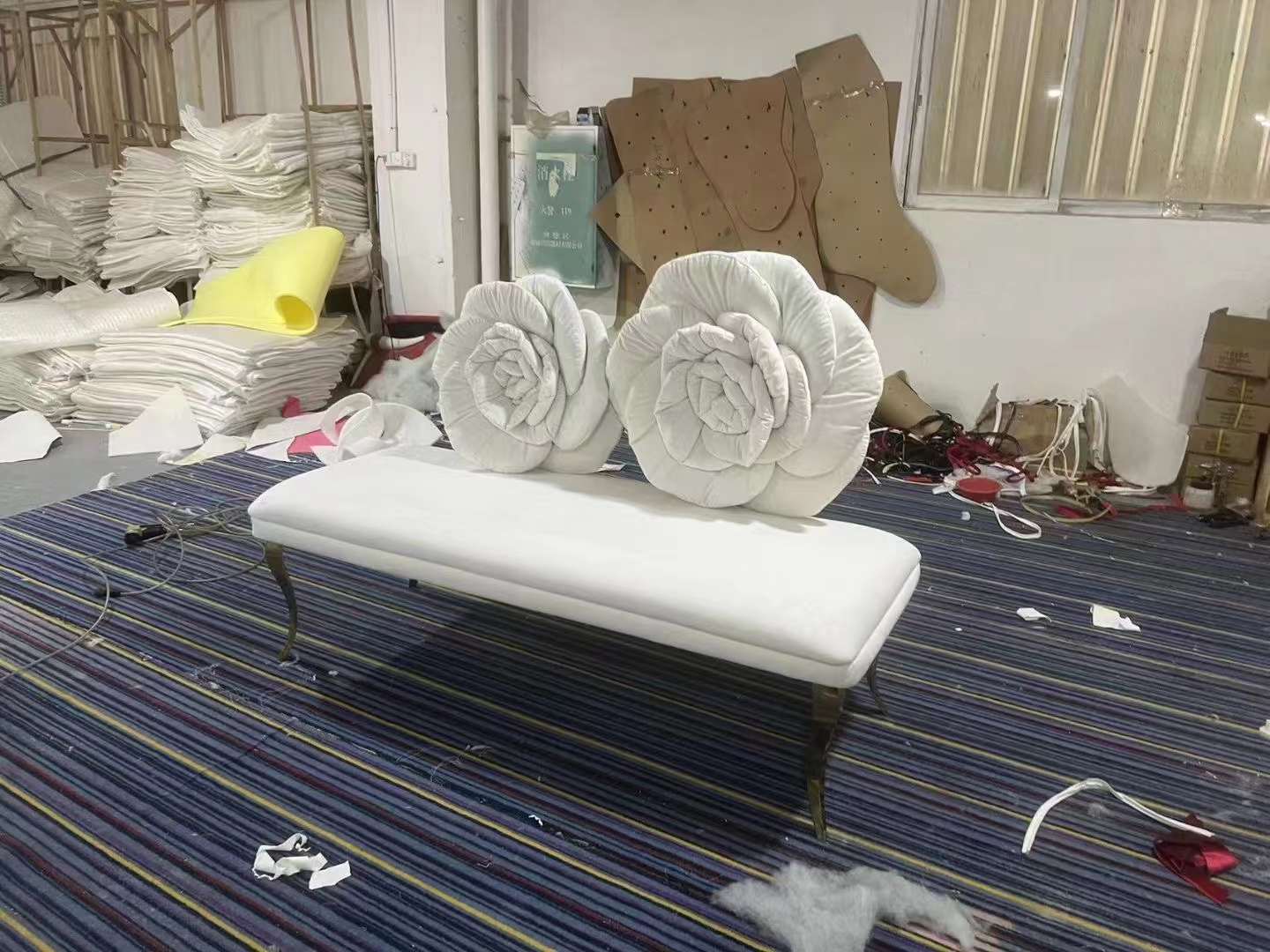 wholesale White And Gold Sofa for weddings