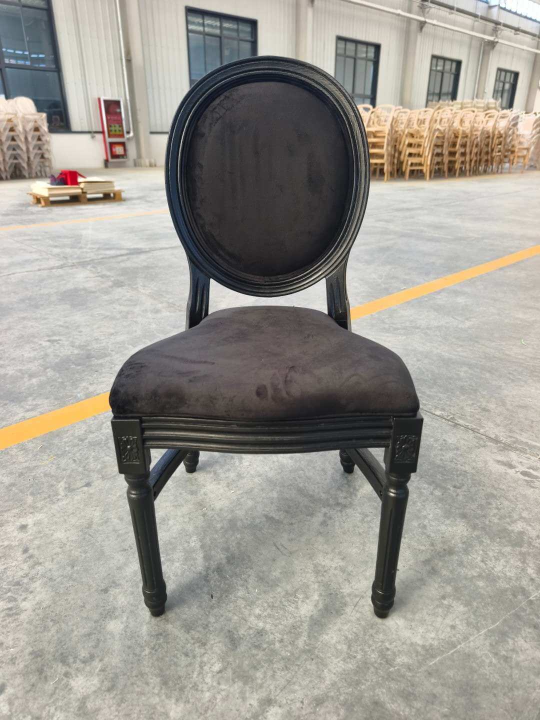 wholesale stacked Wooden black louis chair for banquet hall