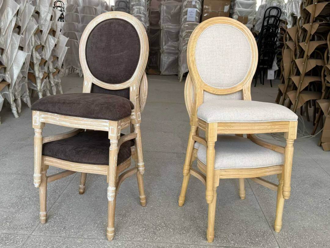 wholesale wooden stackable Upholstered louis chair for outdoor events
