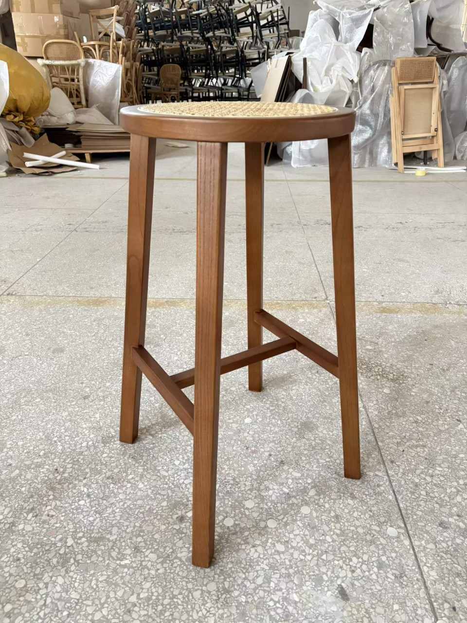 wholesale all wood counter stools for hotel bars
