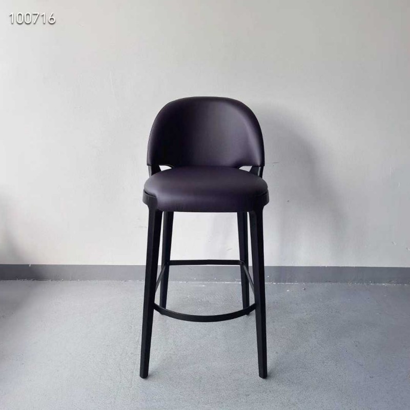 classic black leather and wood bar stools wholesale for bars
