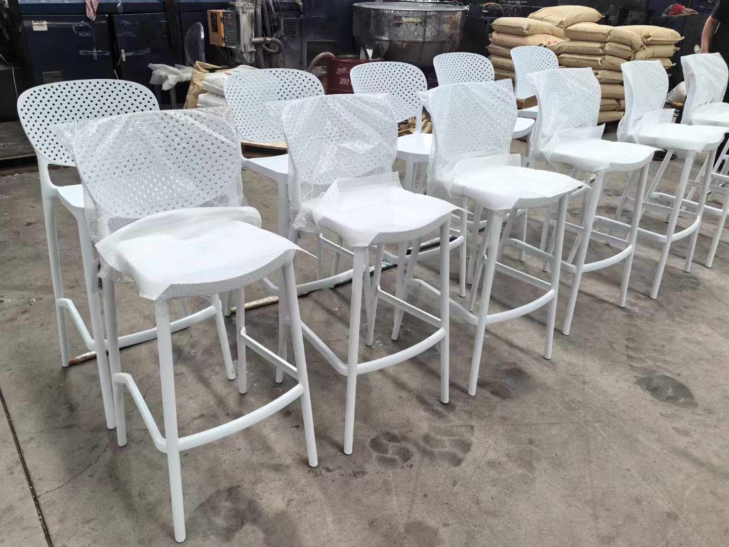 wholesale white plastic counter stools for bars
