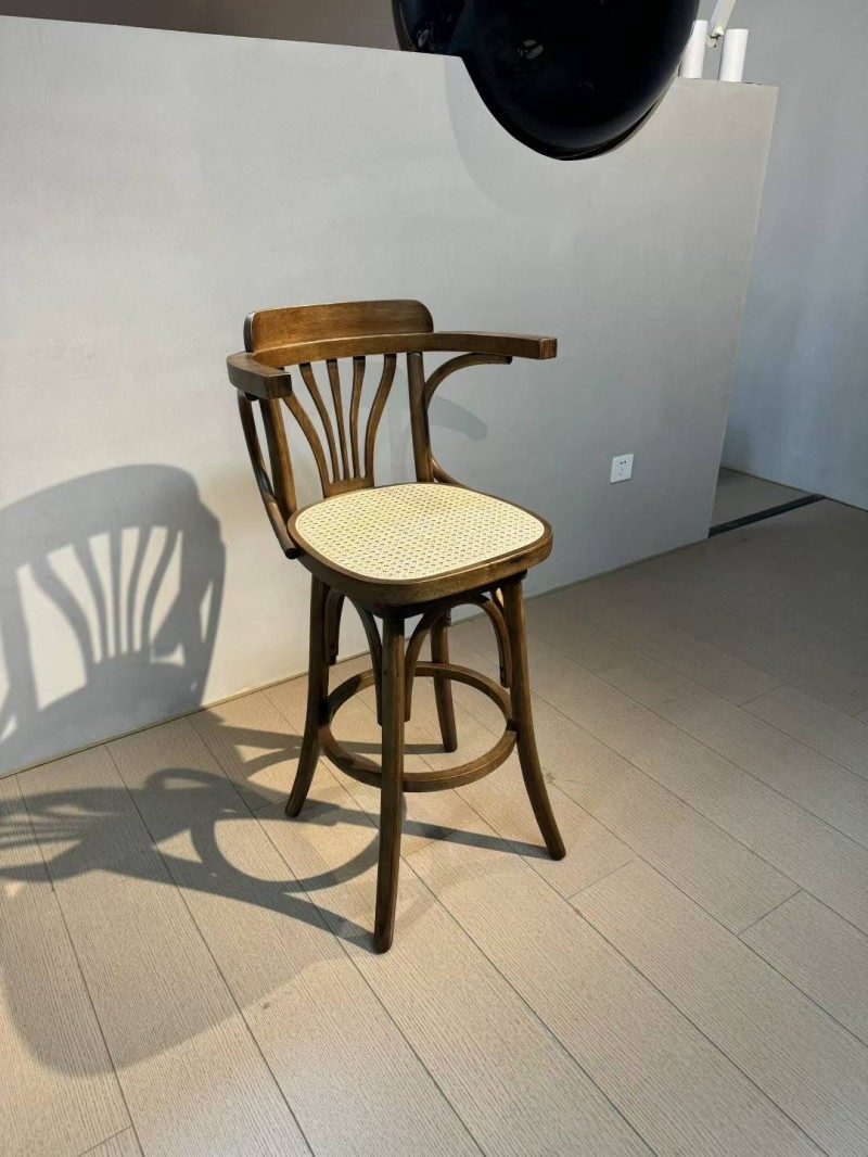 wholesale bent wood bar stools for events